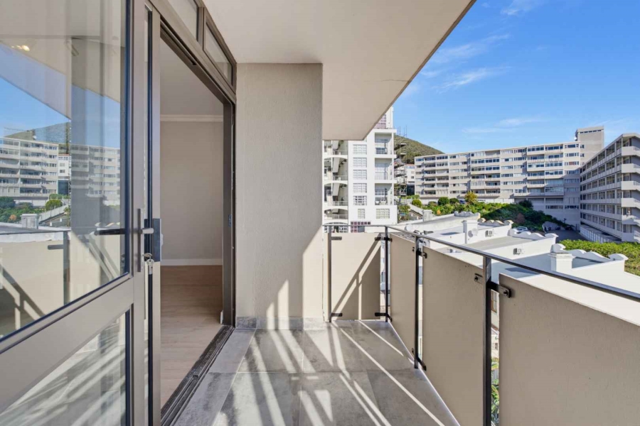 2 Bedroom Property for Sale in Green Point Western Cape